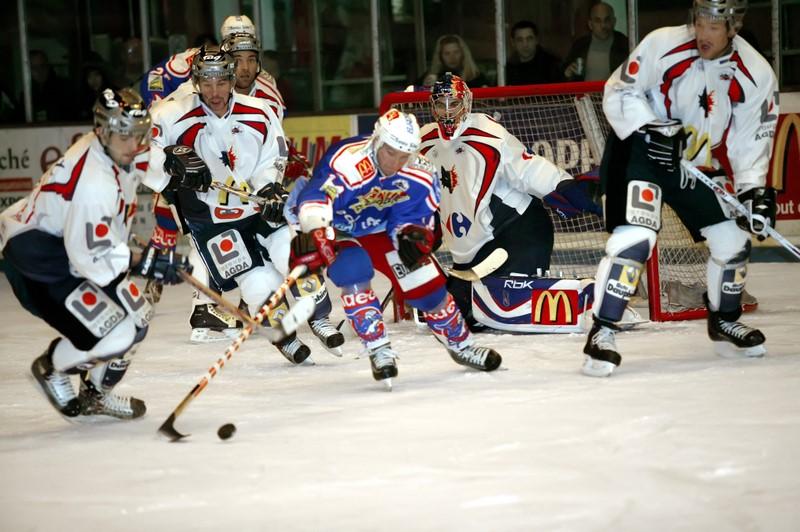 Epinal  1 - 4 Grenoble 