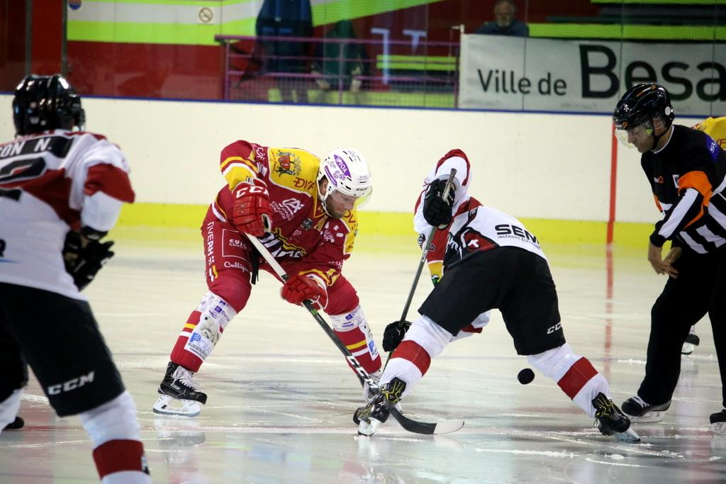 Dijon  3 - 1 Chamonix / Morzine