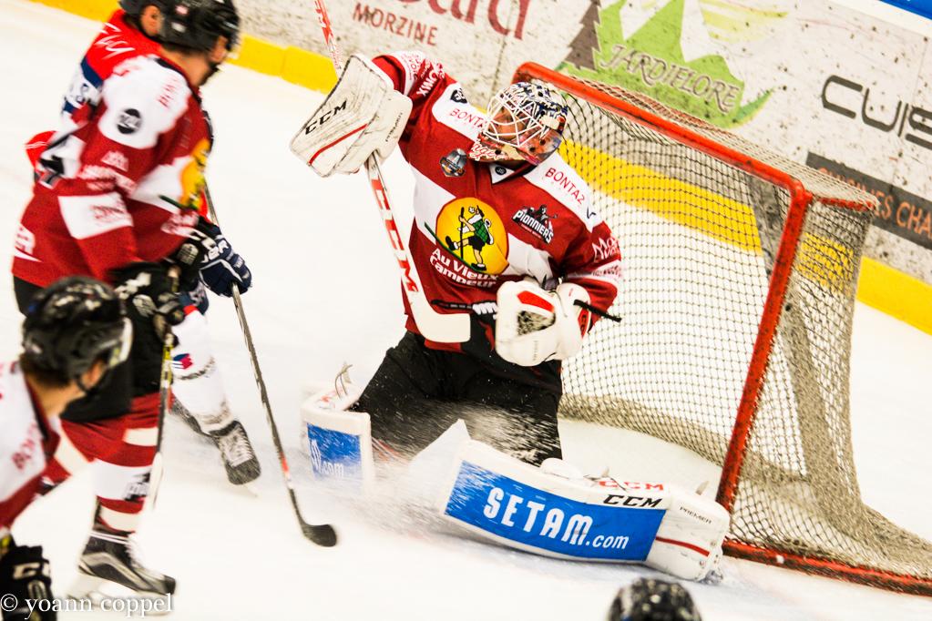Chamonix / Morzine 3 - 2 Angers 
