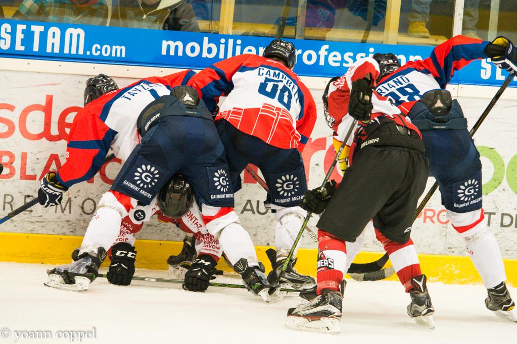Chamonix / Morzine 3 - 2 Angers 