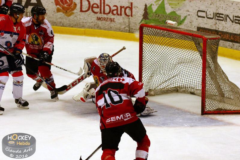 Chamonix / Morzine 3 - 2 Angers 