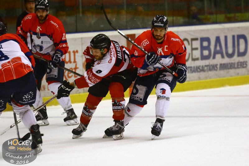 Chamonix / Morzine 3 - 2 Angers 