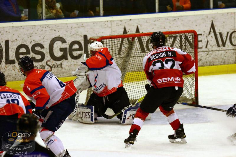 Chamonix / Morzine 3 - 2 Angers 
