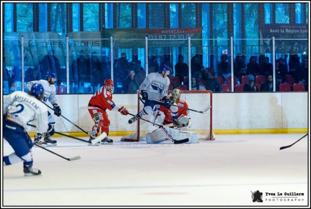 Photo hockey match Amnéville - Paris (FV) le 08/10/2016