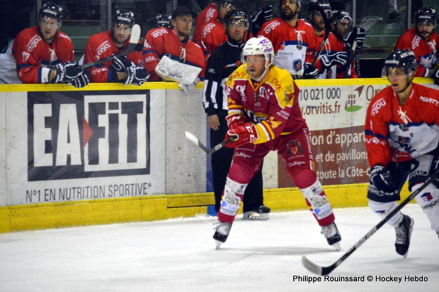 Dijon  3 - 4 Angers 