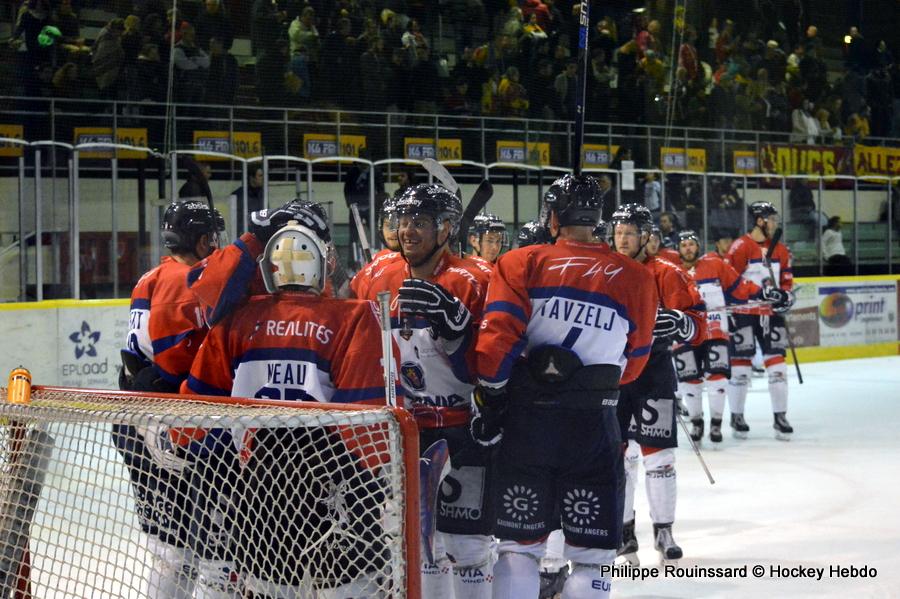 Dijon  3 - 4 Angers 