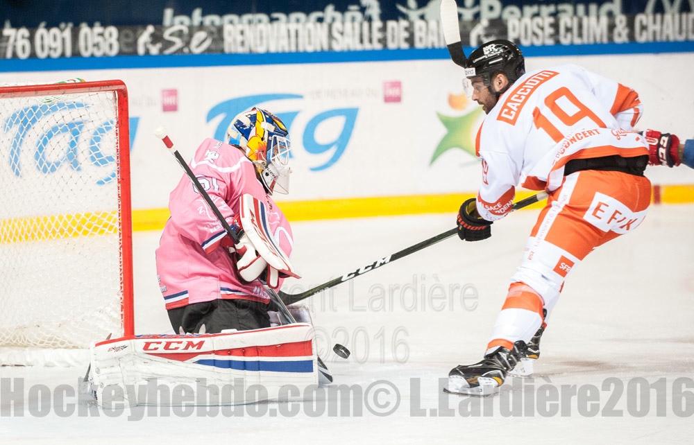 Grenoble  4 - 2 Epinal 