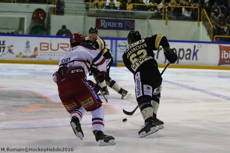 Rouen 2 - 3 Grenoble 