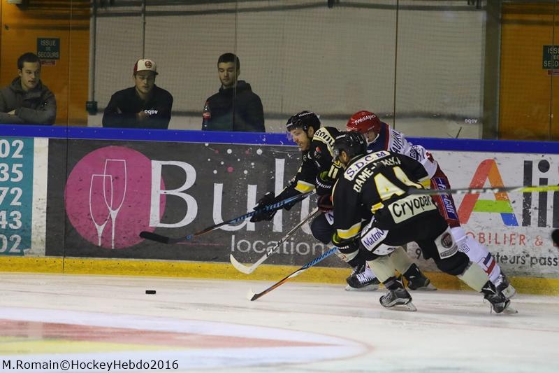 Rouen 2 - 3 Grenoble 