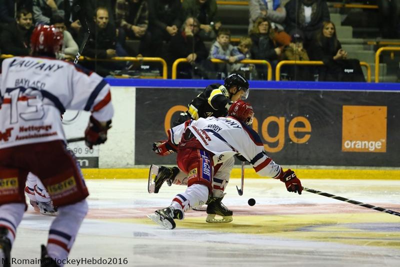Rouen 2 - 3 Grenoble 