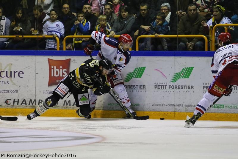 Rouen 2 - 3 Grenoble 