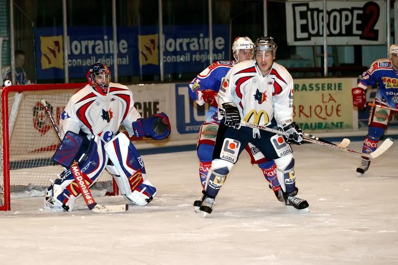 Epinal  1 - 4 Grenoble 