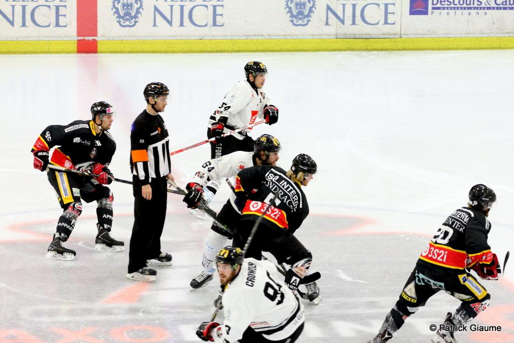 Nice 1 - 3 Amiens 