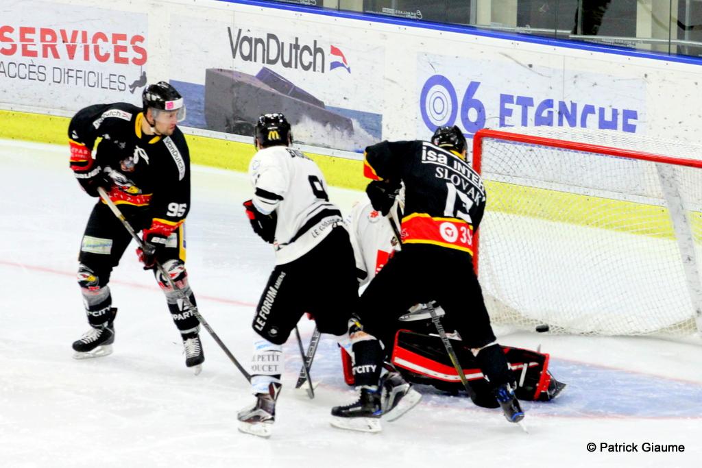 Nice 1 - 3 Amiens 