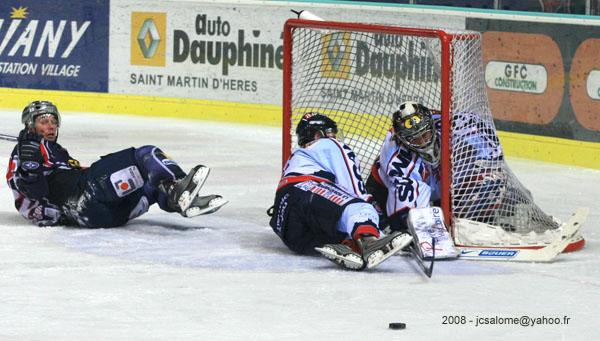 Grenoble  8 - 5 Angers 