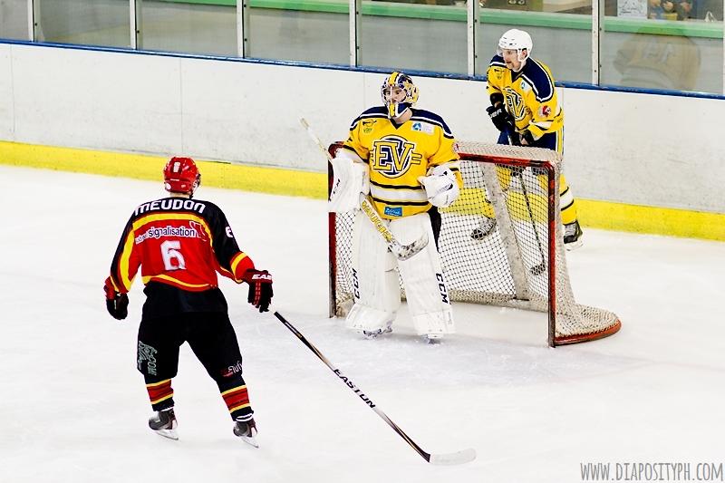 Meudon 0 - 4 Evry / Viry