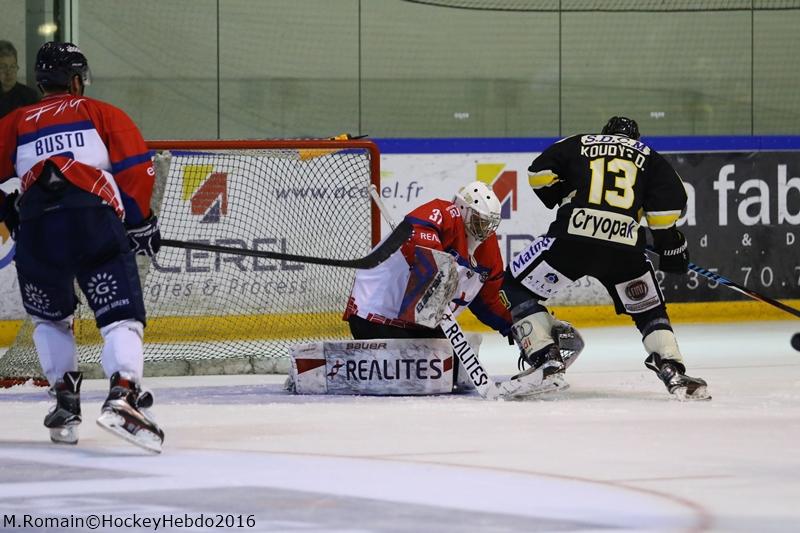 Rouen 1 - 3 Angers 