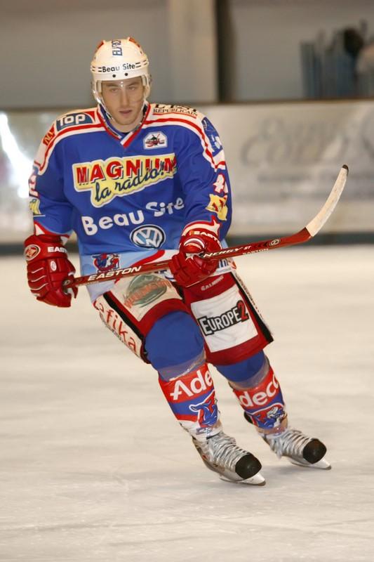 Epinal  1 - 4 Grenoble 