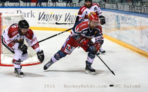 Grenoble  2 - 0 Chamonix / Morzine