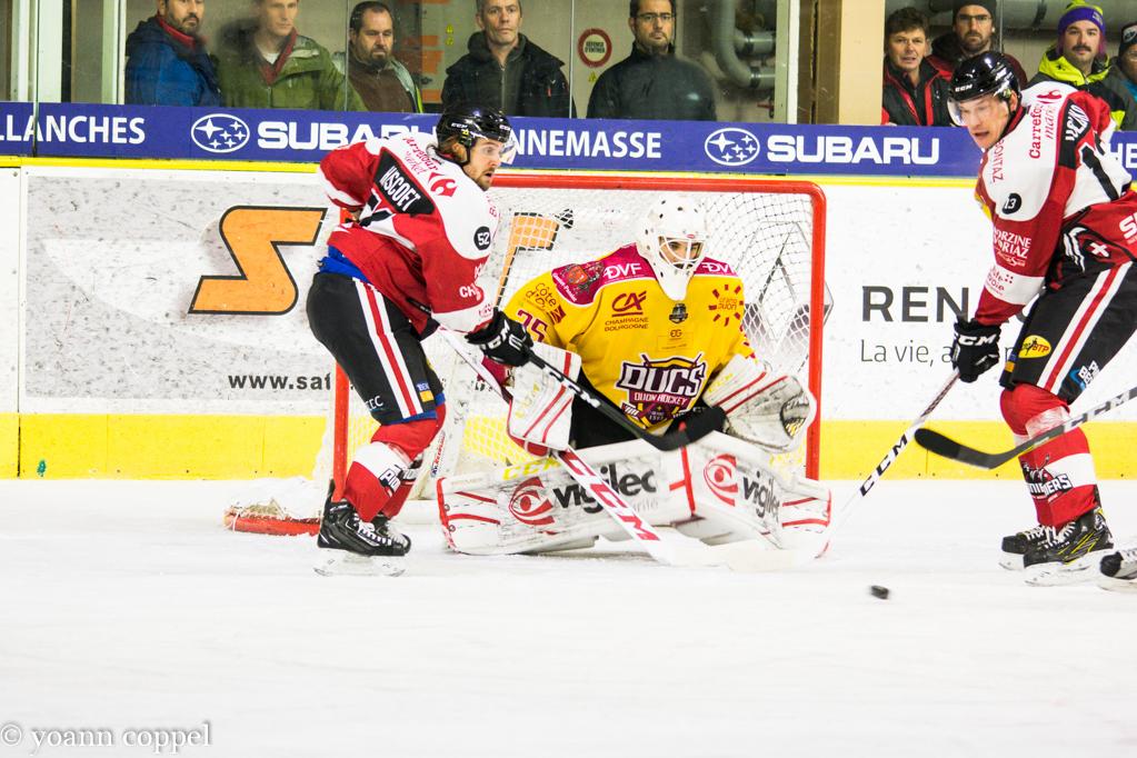 Chamonix / Morzine 2 - 1 Dijon 