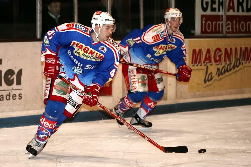 Epinal  1 - 4 Grenoble 