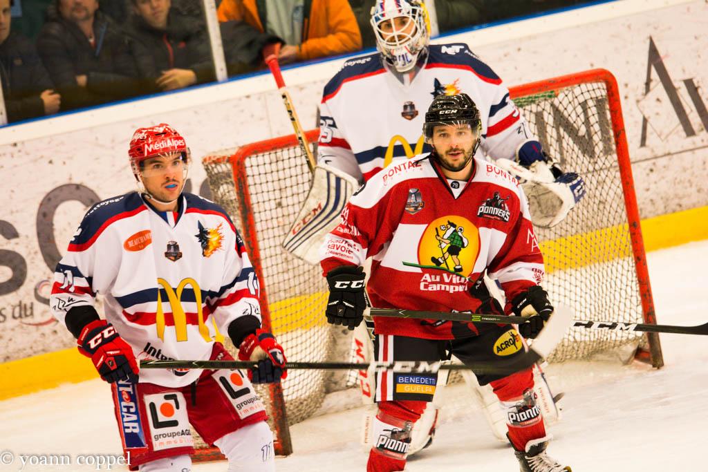 Chamonix / Morzine 0 - 5 Grenoble 