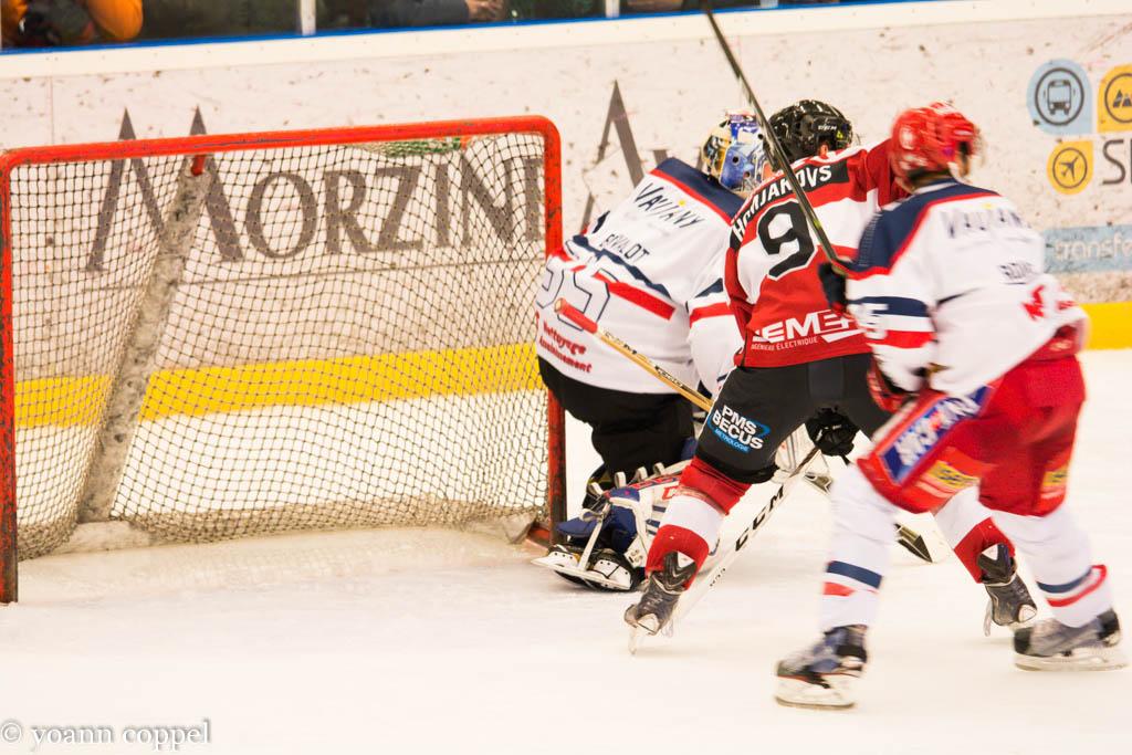 Chamonix / Morzine 0 - 5 Grenoble 