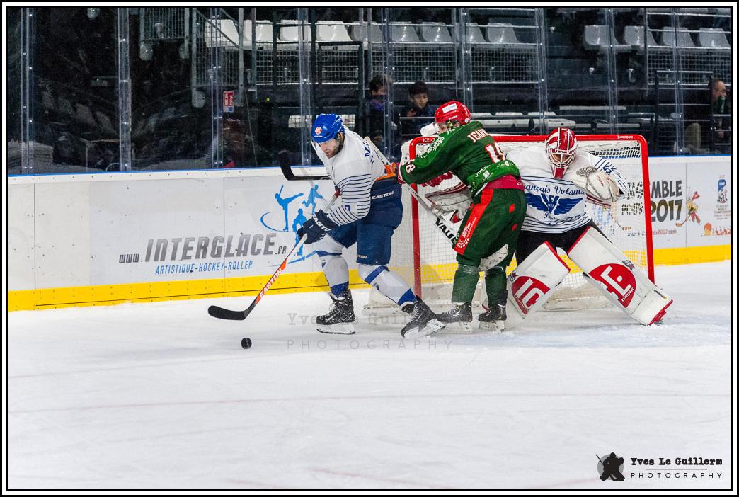Cergy-Pontoise 3 - 1 Paris (FV)