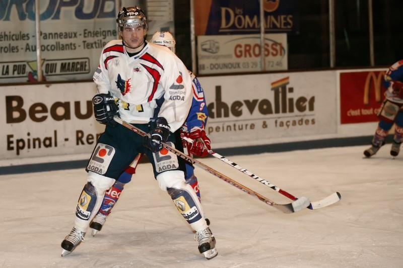 Epinal  1 - 4 Grenoble 