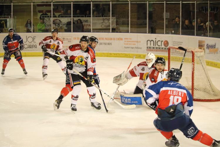 Angers  2 - 1 Chamonix / Morzine