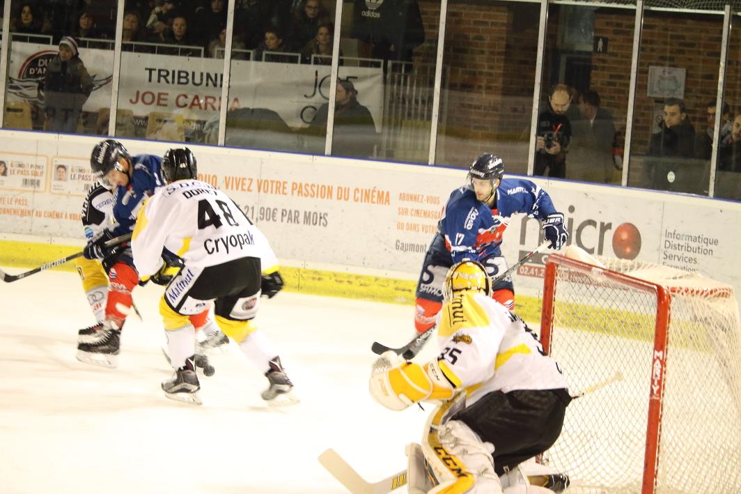 Angers  2 - 3 Rouen