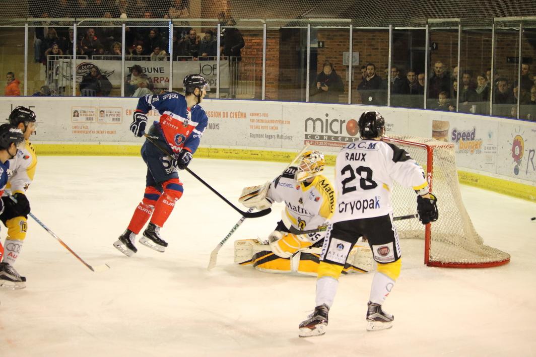 Angers  2 - 3 Rouen