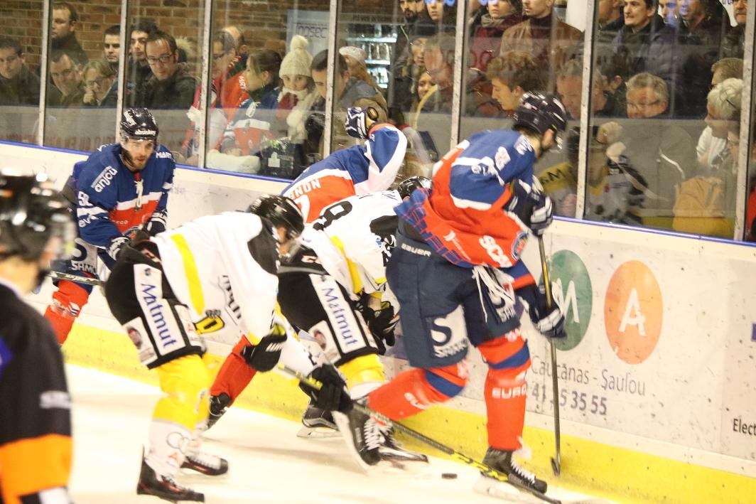 Angers  2 - 3 Rouen
