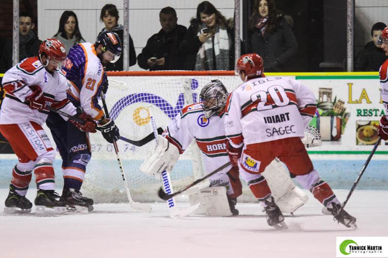 Clermont-Ferrand 3 - 12 Anglet
