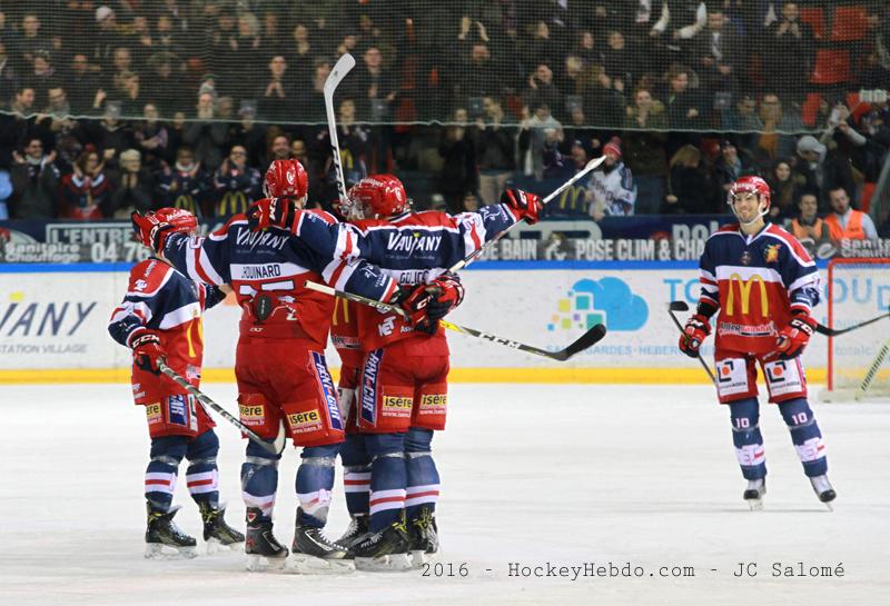 Grenoble  9 - 2 Rouen