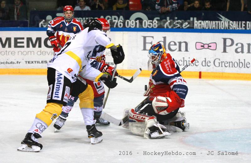 Grenoble  9 - 2 Rouen