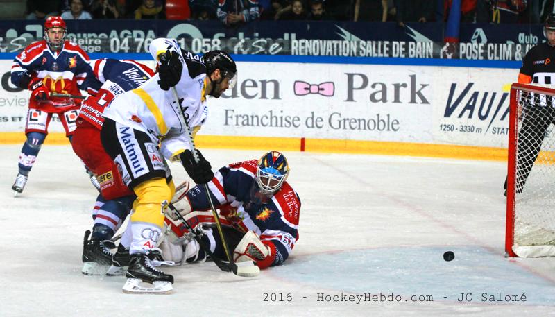 Grenoble  9 - 2 Rouen