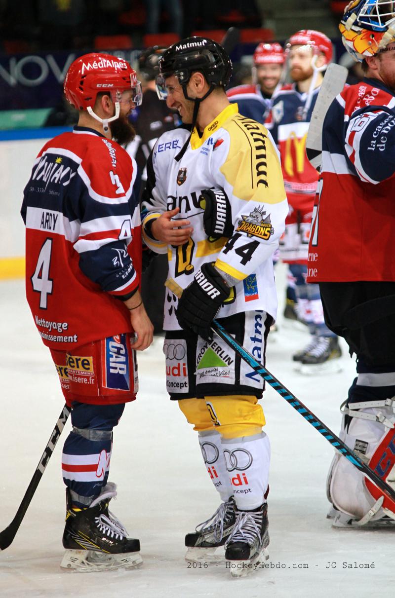 Grenoble  9 - 2 Rouen