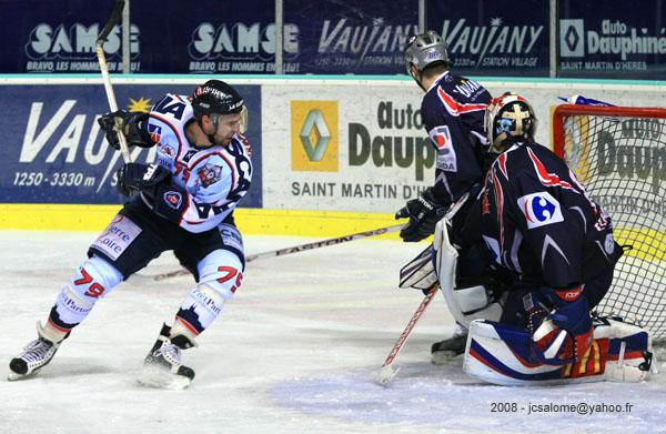 Grenoble  8 - 5 Angers 