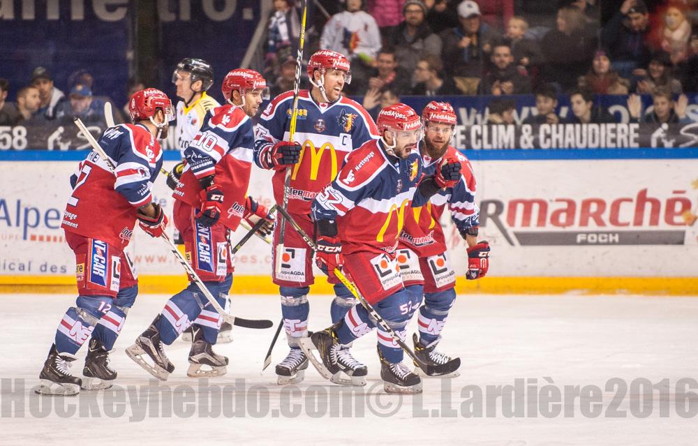 Grenoble  9 - 2 Rouen