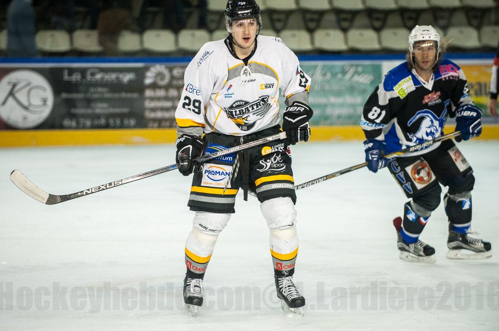 Courchevel-Méribel-Pralognan 2 - 1 Brest 