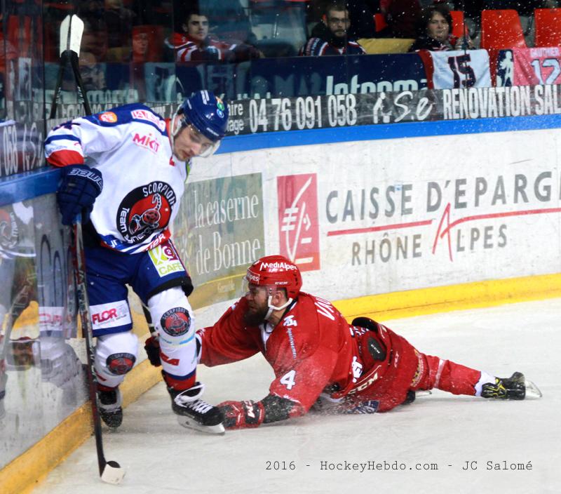 Grenoble  4 - 1 Mulhouse