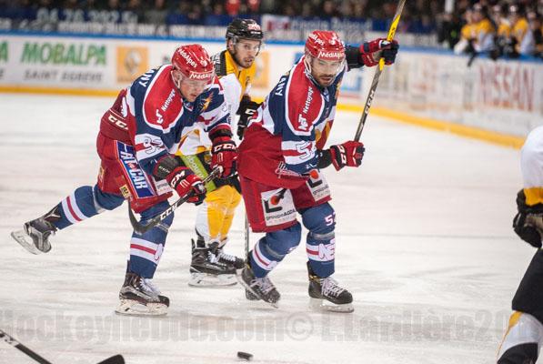 Grenoble  3 - 0 Strasbourg 