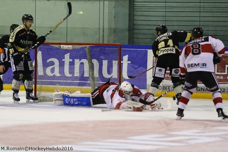 Rouen 8 - 5 Chamonix / Morzine