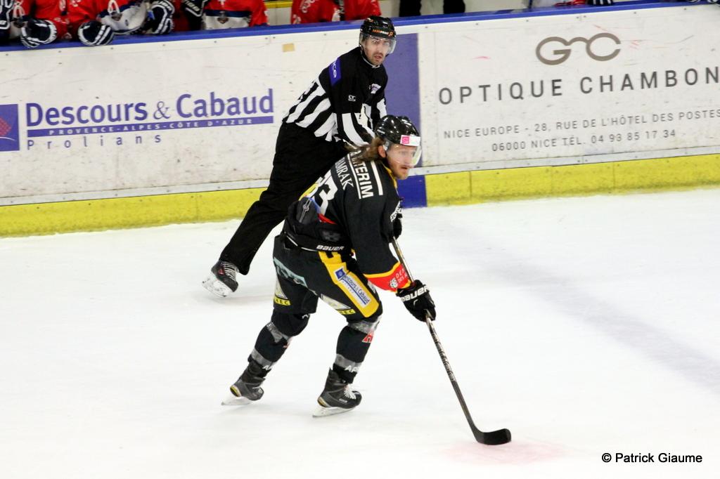 Nice 3 - 2 Angers 