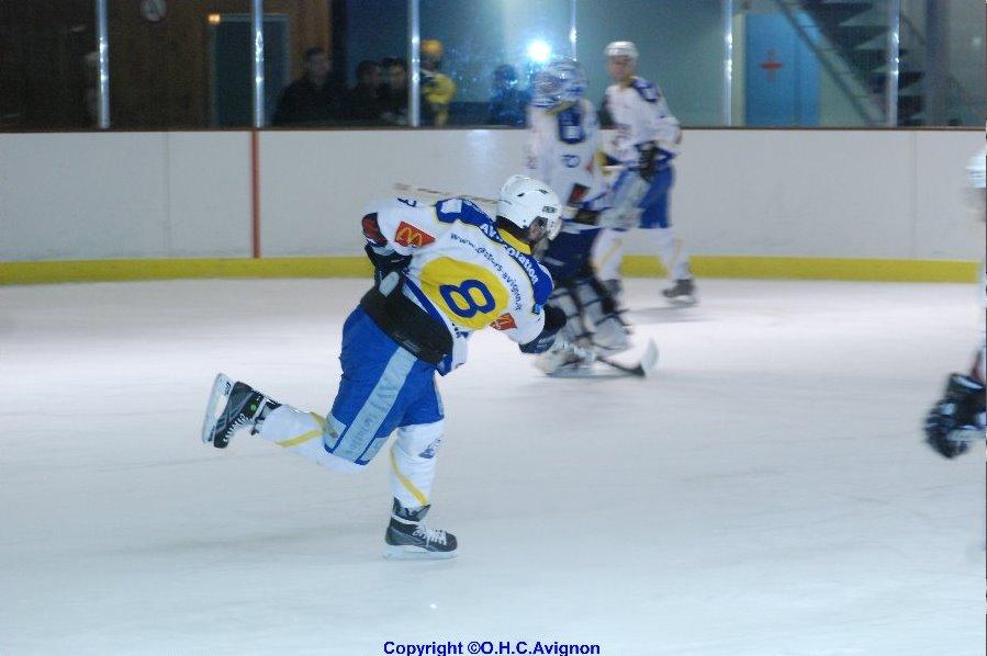 Viry-Châtillon 2 - 5 Avignon