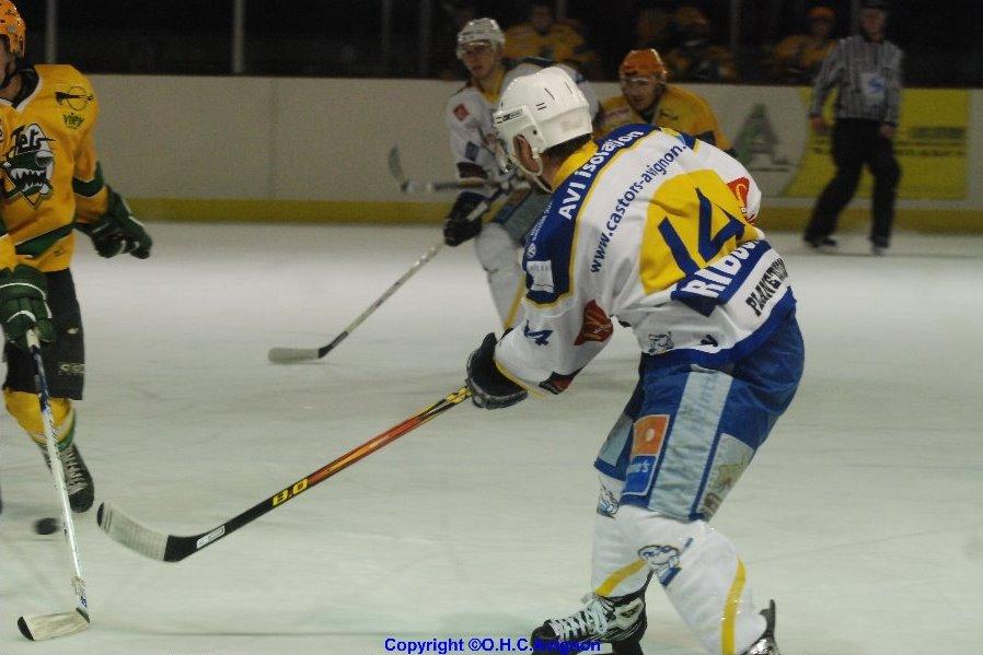 Viry-Châtillon 2 - 5 Avignon