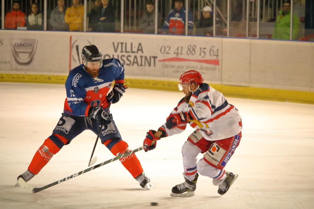 Angers  2 - 4 Grenoble 