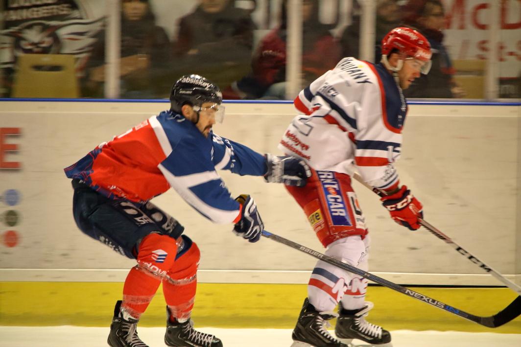 Angers  2 - 4 Grenoble 