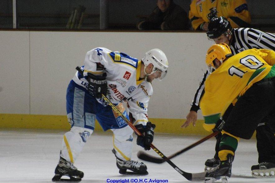 Viry-Châtillon 2 - 5 Avignon